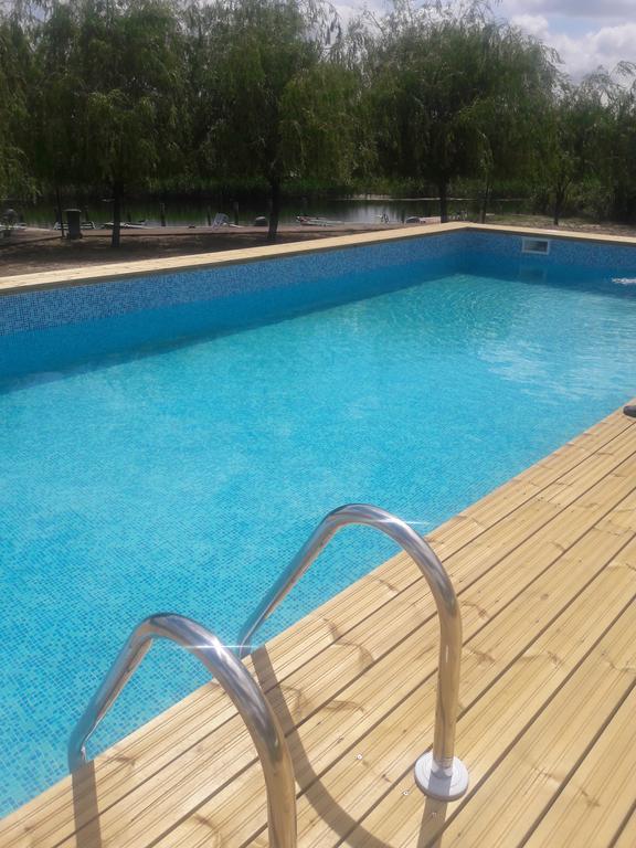 Pike Inn Dunavatul De Sus - Delta Dunarii Dunavăţu de Sus Kültér fotó